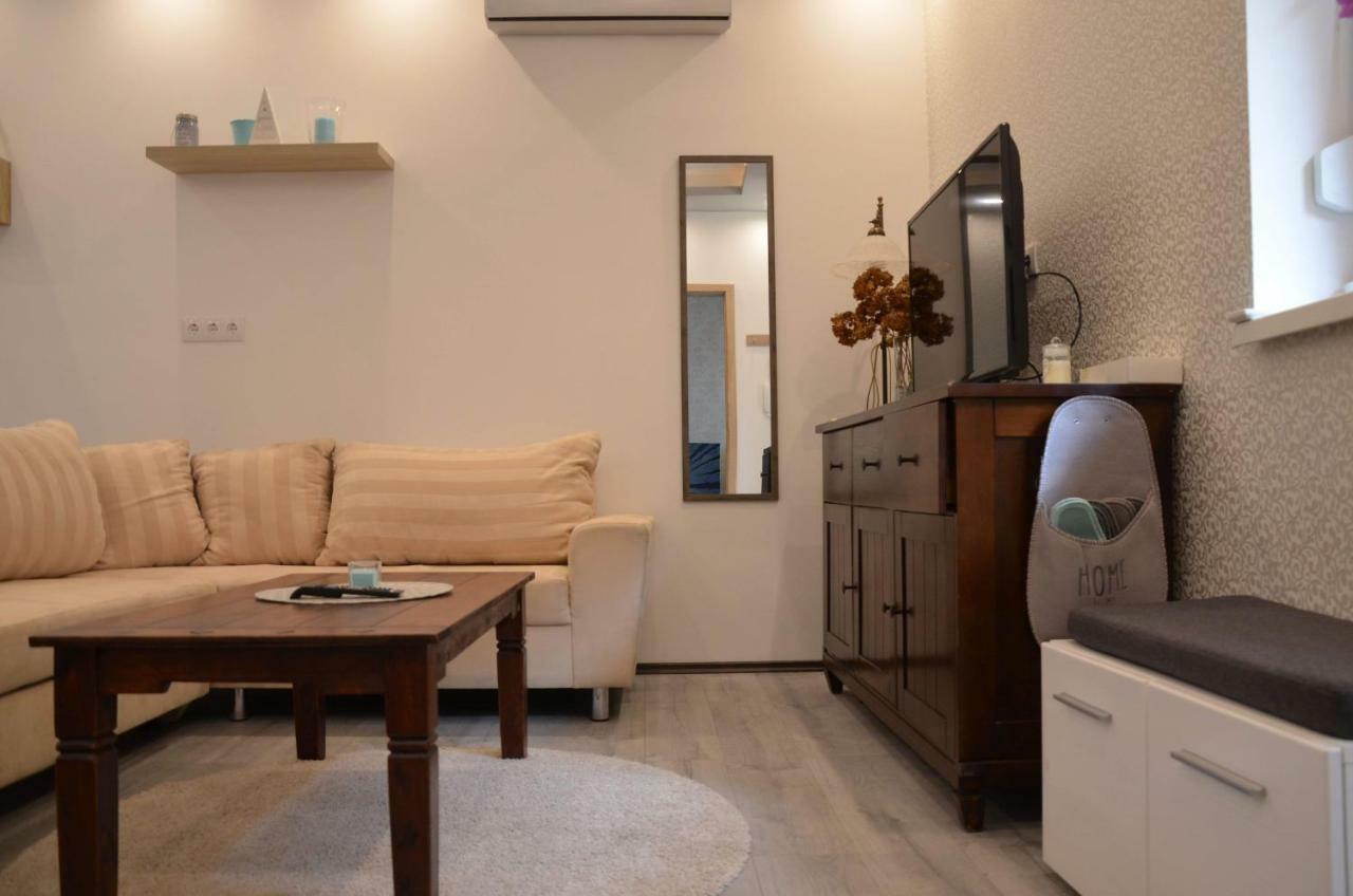 Apartament Petra's Quiet Island In The Heart Of The Budapesta